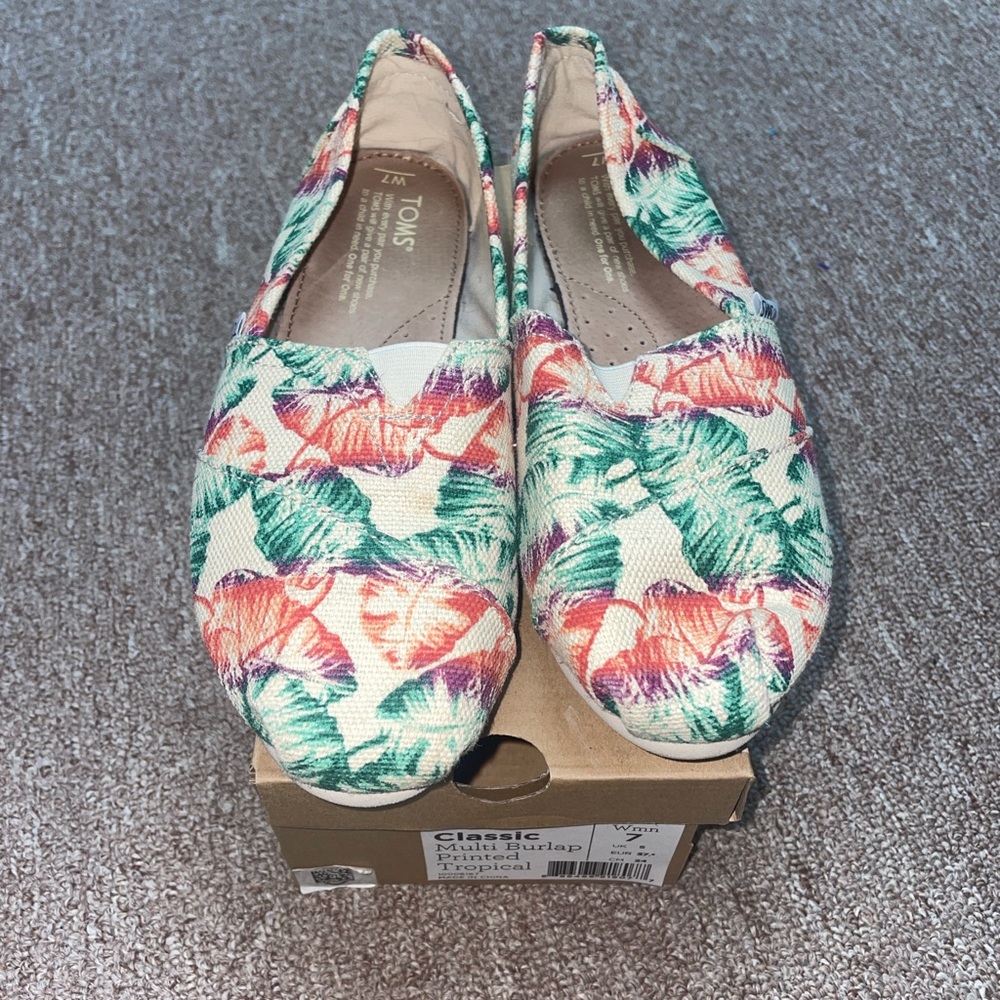Classic Burlap Toms